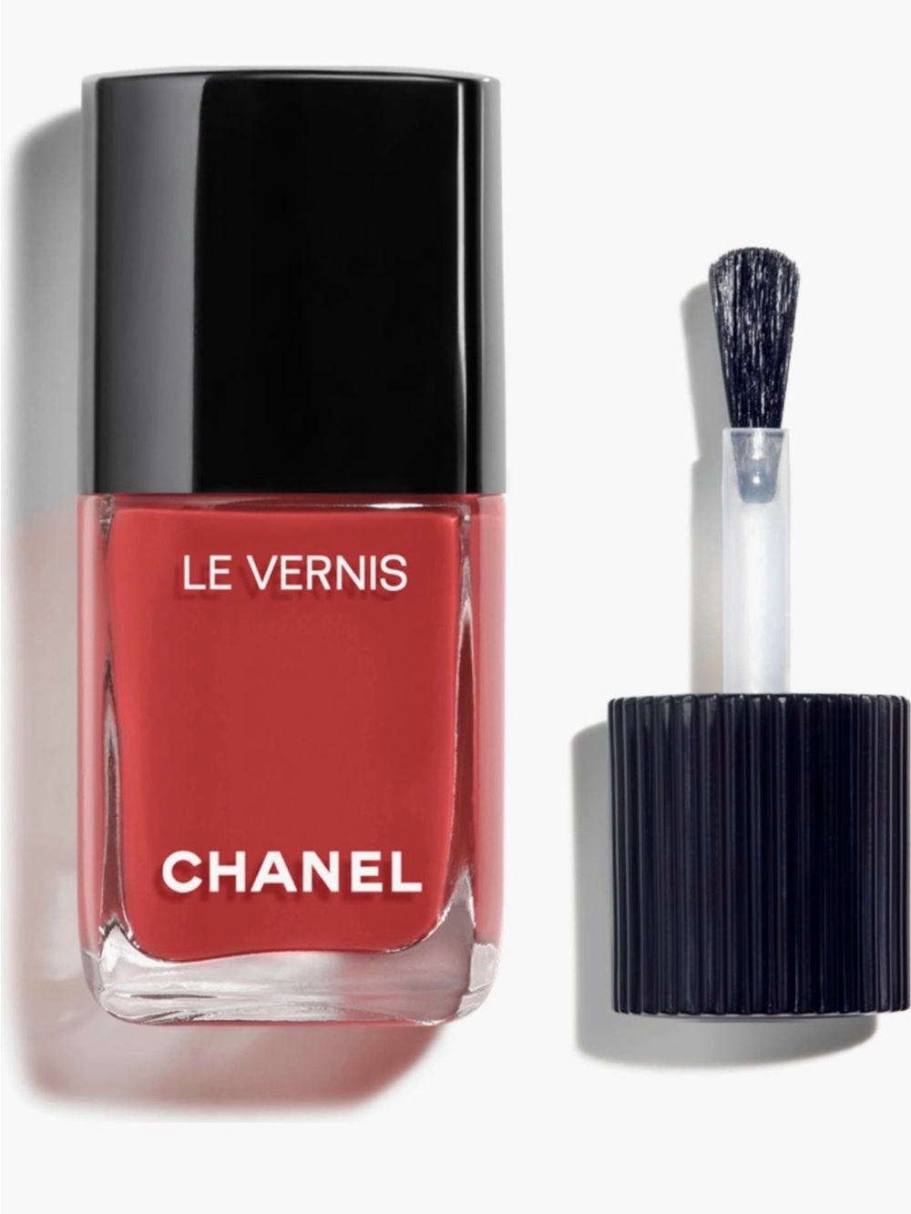 Brand New in Box CHANEL Le Vernis Classic Red Nail Colour- 123 Fabuliste